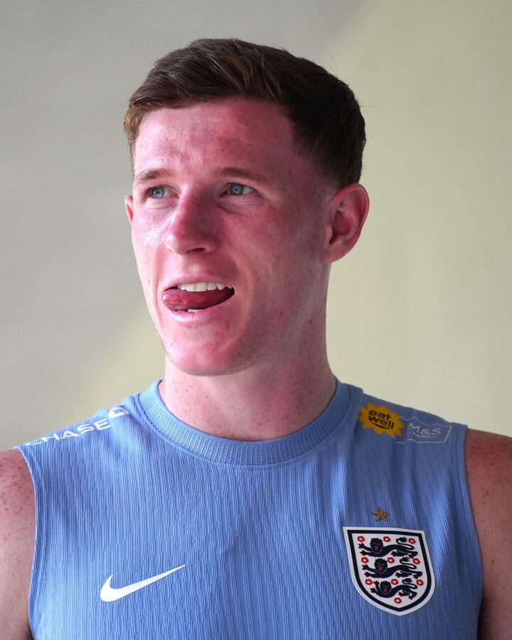 Elliot Anderson of Manchester City