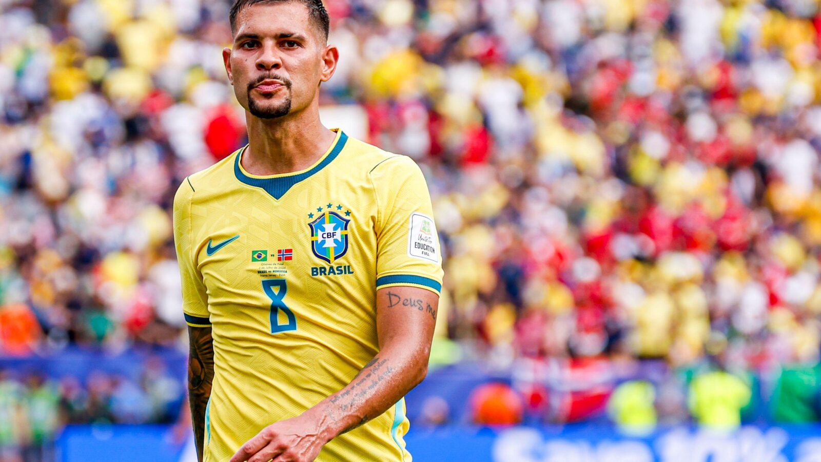 Newcastle boss Eddie Howe refuses to rule out Guimaraes departure amid Arsenal interest