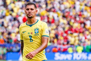 Newcastle boss Eddie Howe refuses to rule out Guimaraes departure amid Arsenal interest
